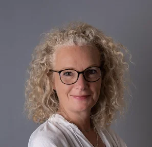 Emmanuelle Camus