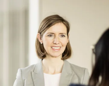 Sandra Hodl