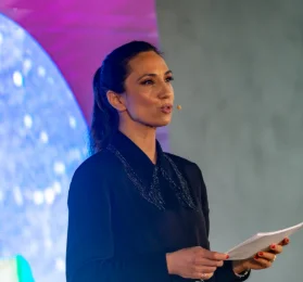 Comunicar bem para Liderar melhor – A Voz que (se) Ouve, por Paula Perfeito